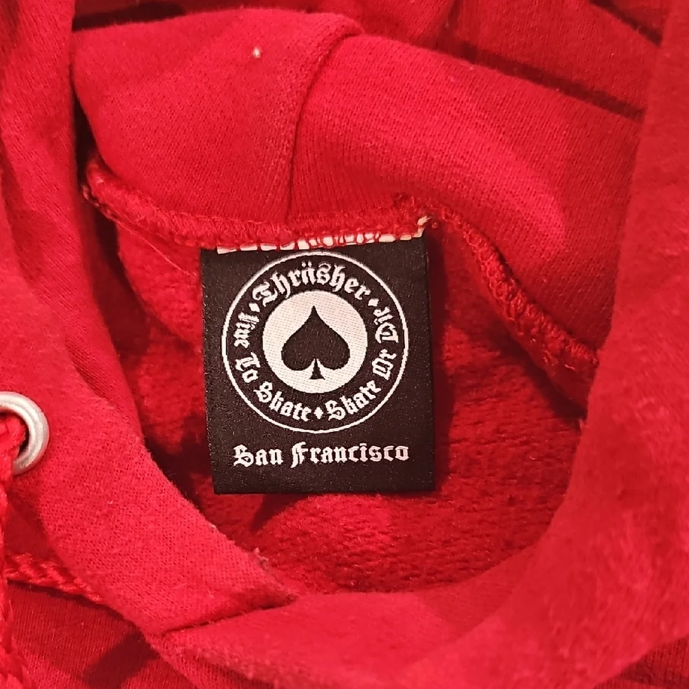 Thrasher Red Hoodie for Men - Picture 2 of 2